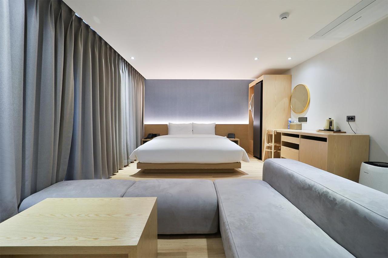 Custom Hotel Ilsan Ni Exterior foto